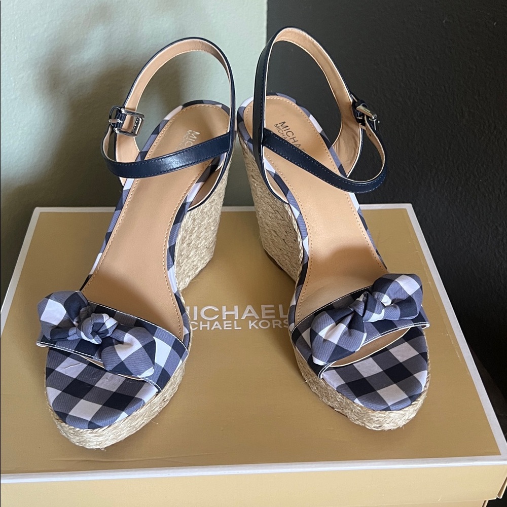 1 hour sale. Michael Kors, size 8.5, Admiral Pippa Wedge Heels, NIOB